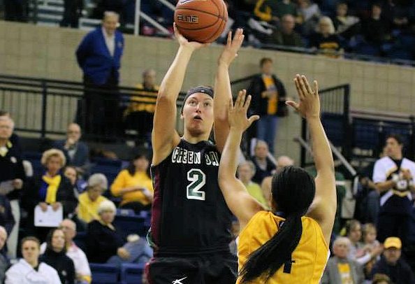 Green Bay Cruises to 94-66 Rout to Open Season; Tesha Buck (Mdewakanton Sioux) has 8 points for Phoenix