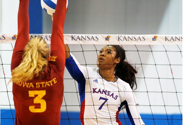 Tiana Dockery (Navajo) Leads Jayhawks with 12 Kills as No. 10 Kansas Sweeps Iowa State to move to 17-0 on the Season