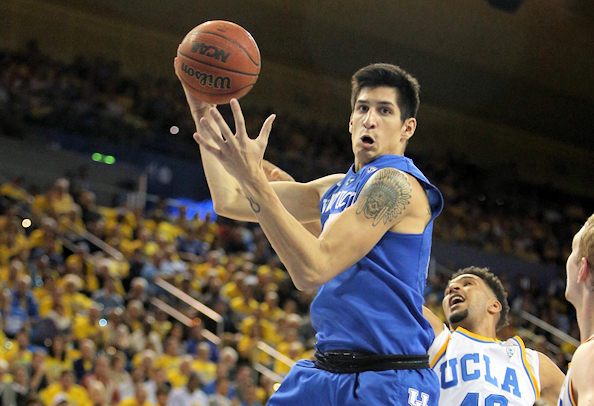 Derek Willis (Northern Arapaho) Scores 11 Points for Kentucky Who Fall at UCLA