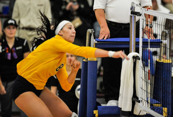 MSUB’s Ashlynn Ward (Standing Rock Sioux) earns her second double-double of the season with 14 kills and 15 digs