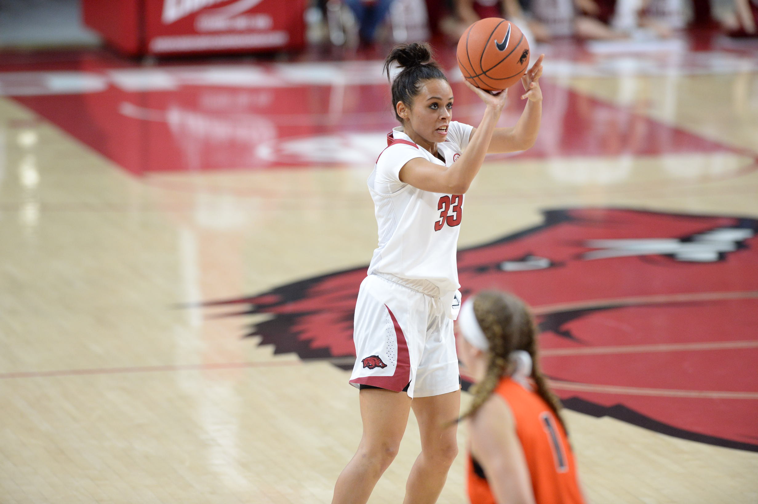 Chelsea Dungee (Cherokee) Leads Arkansas with 15 points but Razorbacks  suffer 71-53 loss at Missouri in Southeastern Conference play