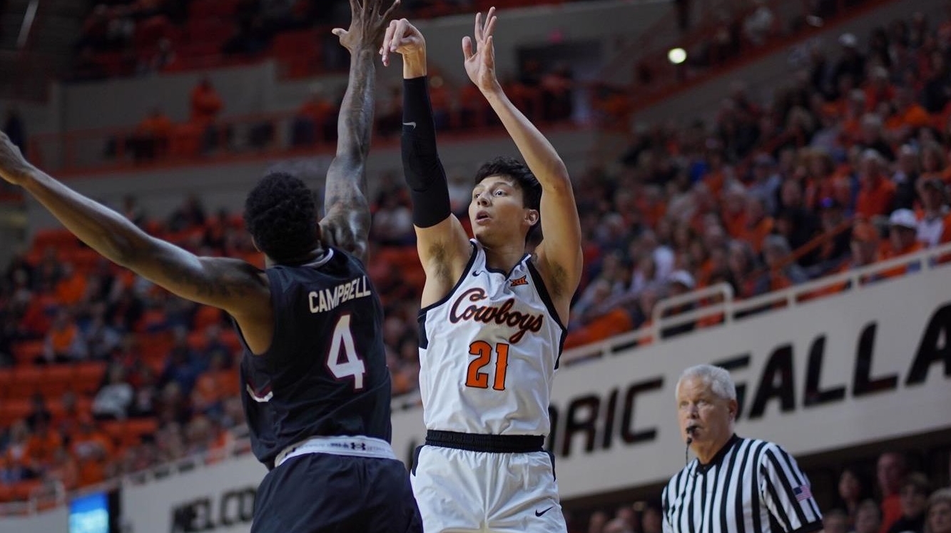 Lindy Waters, III (Kiowa/Cherokee) Scores 17 Points as Cowboys Snap Skid with Big 12-SEC Challenge Victory over South Carolina