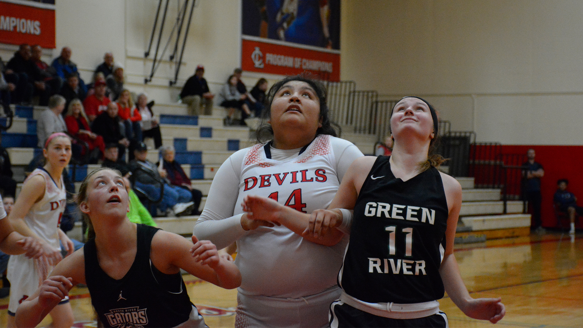 Nizhoni Wheeler (Elwha Tribe) led Lower Columbia College with 25 points in 61-40 win over Green River College