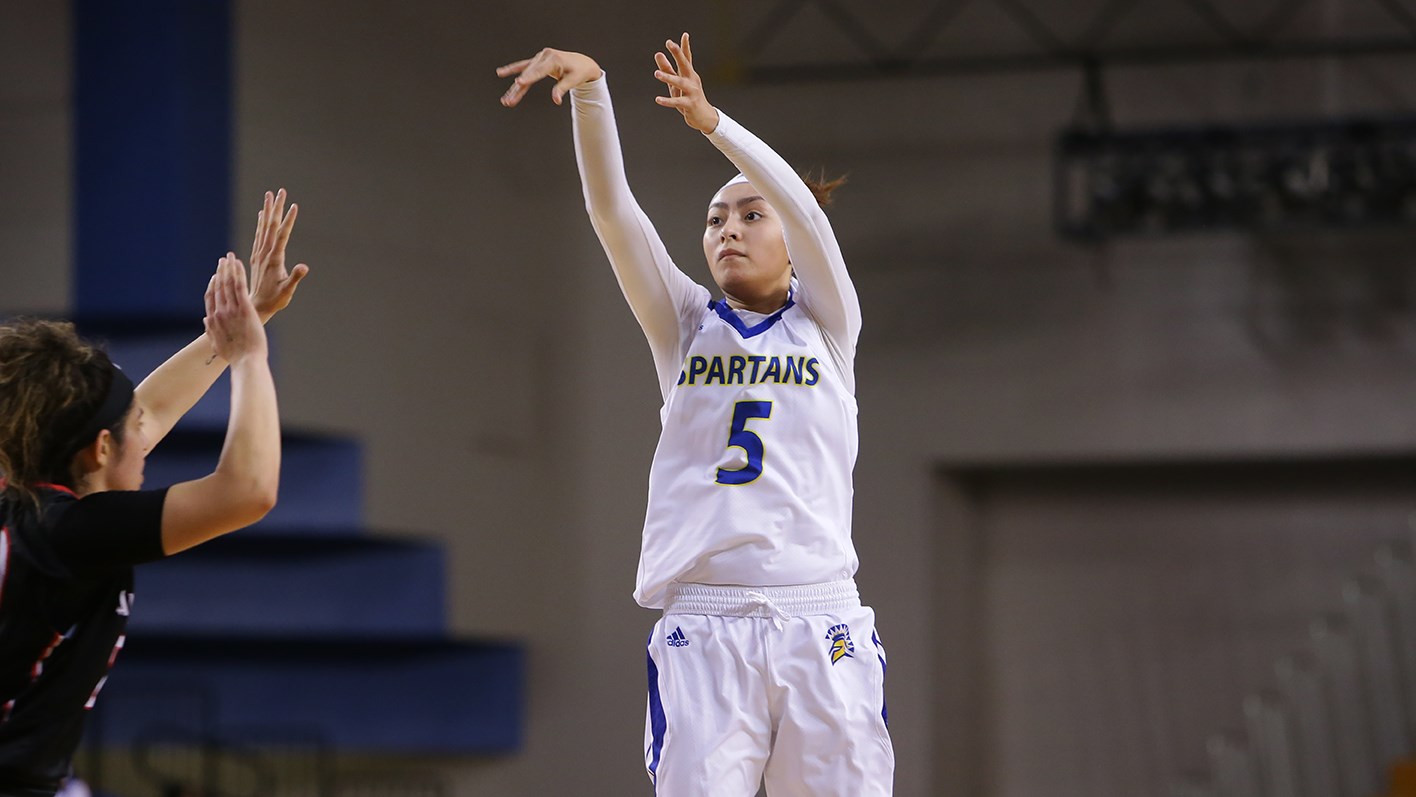Analyss Benally (Navajo) led the San Jose State Spartans offense who Fall 53-43 to the UNLV Lady Rebels
