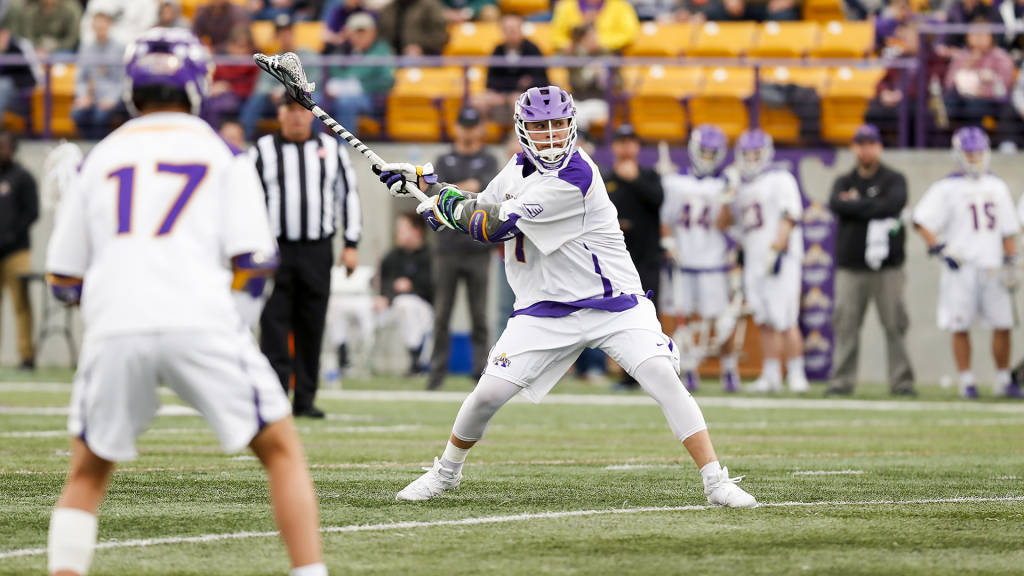 Tehoka Nanticoke (Mohawk) scores 5 Goals to Push UAlbany Lacrosse Past Hartford, 14-10