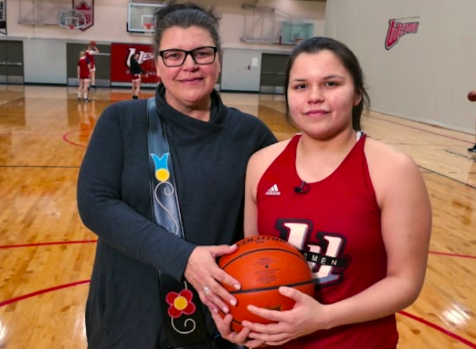Robyn Boulanger (Ojibway): An Ambassador For the University of Winnipeg Women’s Basketball Team