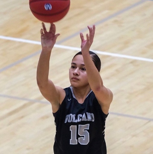 Jaelyn Bates (Pueblo): Accomplished Individual and Team Player at Volcano Vista HS (NM) and AAU Basketball