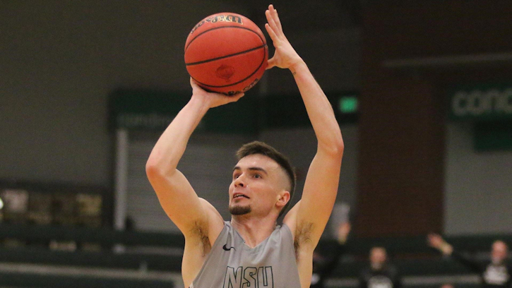 Brad Davis (Choctaw) Scores 16 Points as NSU falls short at Pitt State