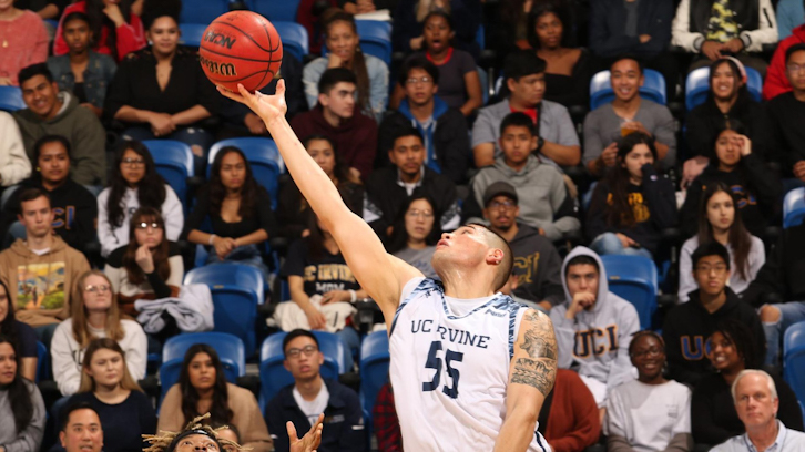 Brad Greene (Shoshone/Paiute) had his second double-double of the weekend with 16 points and 11 rebounds