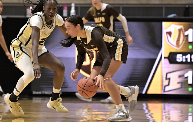 Grace White (Chippewa) Paces Valpo with 20 Points in 52-47 Win over Purdue