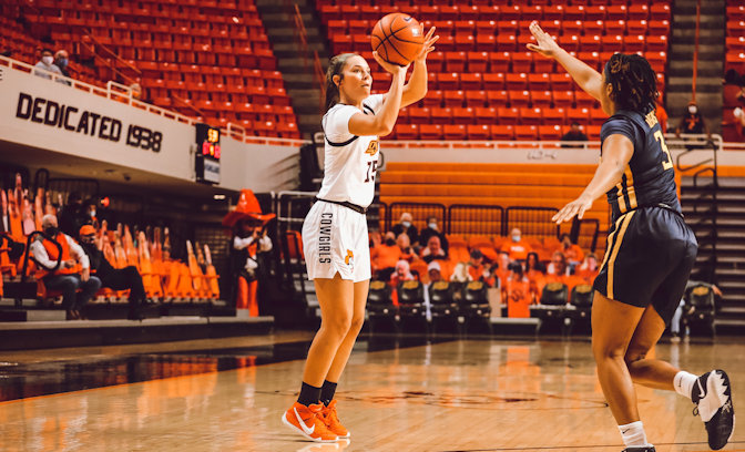 Oklahoma State freshman Lexy Keys (Cherokee) Scores Season High 16 Points in Cowgirls 78-73 Win over WVU