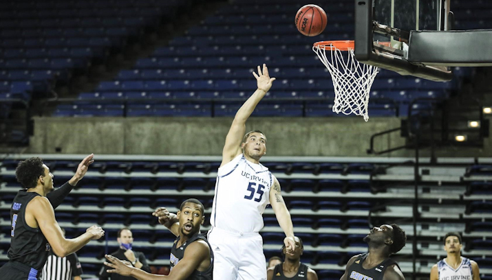 Brad Greene (Shoshone/Paiute) had a game-high 18 points, a season-high 14 blocks for UC-Irvine in Win over Hawai’i