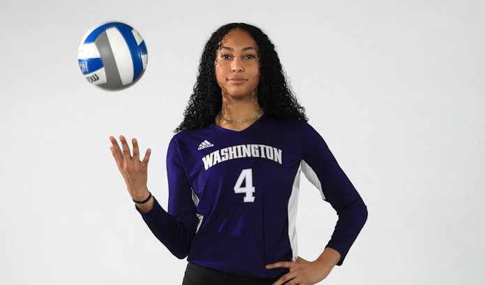 Emoni Bush (Wei Wai Kum First Nation) makes debut with No. 4 Washington Huskies in 3-1 Win over Ohio