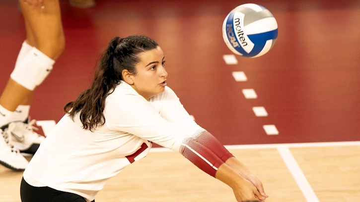 Callie Kemohah (Osage) Tallies 21 Digs in Sooners 3-2 Win over Cincinnati