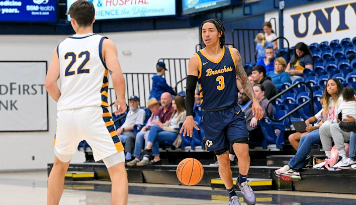 Danquez Dawsey (Comanche) Scored 20 Points for Central Oklahoma who defeat Washburn at Home, 79-69