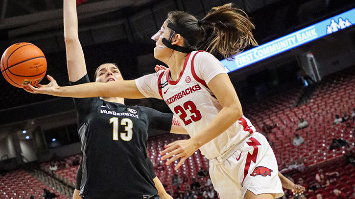 Carly Keats (Mississippi Choctaw) Delivers 13 Points for Arkansas Who Fall 62-53 to Vanderbilt