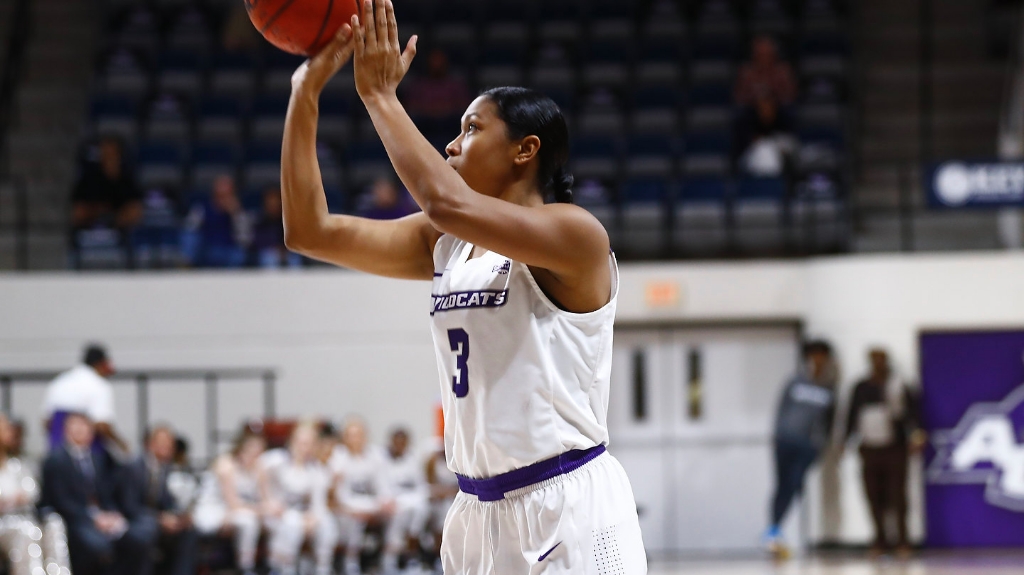 Dominique Golightly (Kiowa) scored a career-high 27 points for ACU in Win over Lamar