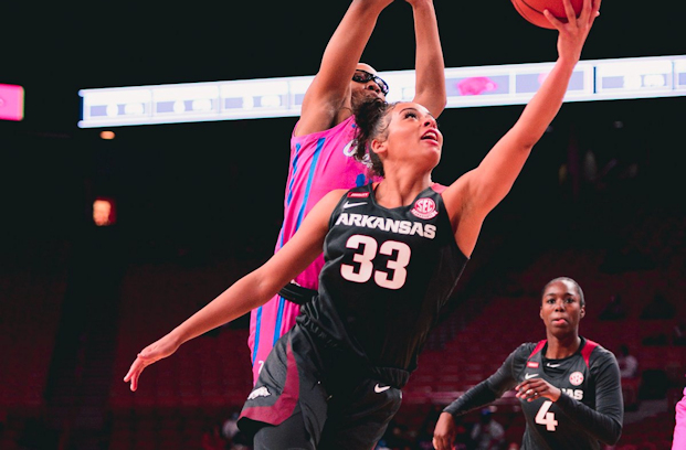 Chelsea Dungee (Cherokee) was at it again against the Ole’ Miss Rebels, exploding for a season-high 38 points in Win