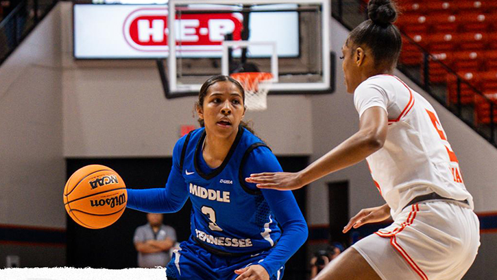 Alayna Contreras (Ojibwe) had a game-high 22 points as Middle Tennessee State defeats Sam Houston 68-67