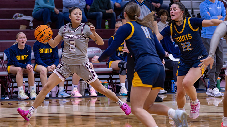 Wakinyela Bear (Sicangu Lakota/Meskwaki) scored a season-high 18 points for Augsburn University in loss