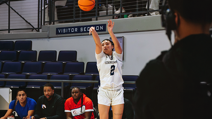 Natalia Chavez (Cochiti Pueblo) Scored 16 Points for Abilene Christian University in Win over UT-Arlington