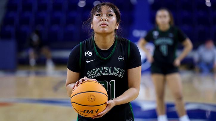 Kiiyani Anitielu (Navajo/Samoan) finished with 26 points to lead Adams State past New Mexico Highlands