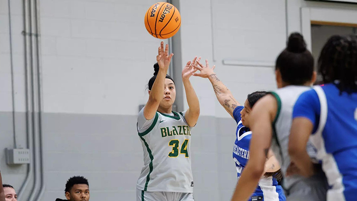 Veronica Williams (Mississippi Choctaw) led Belhaven University with 19 points in loss to Huntingdon