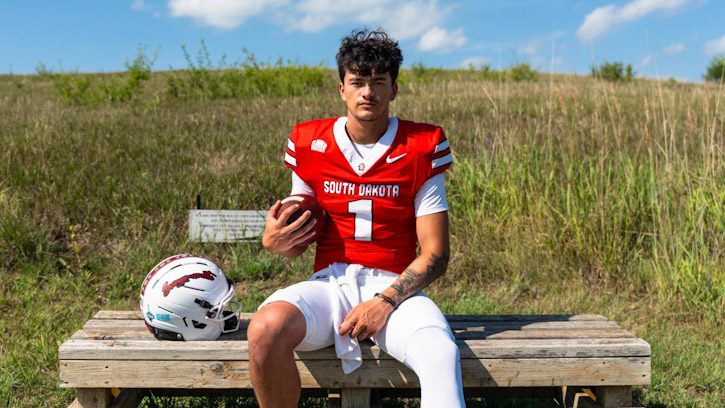 QB Austyn Modrzewski (Chiricahua Apache) Led South Dakota to Win over Eastern Washington
