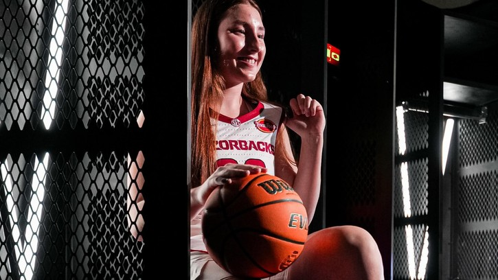 Emily Robinson (Choctaw Nation) scores 25 as Arkansas rolls past Cameron 116-55 in exhibition