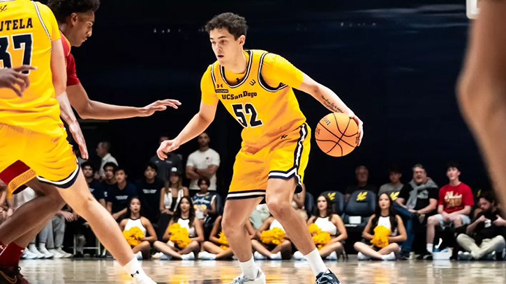 Treysen Eaglestaff (Cheyenne River Sioux) Drops 29 Points in Exhibition Setback to USC