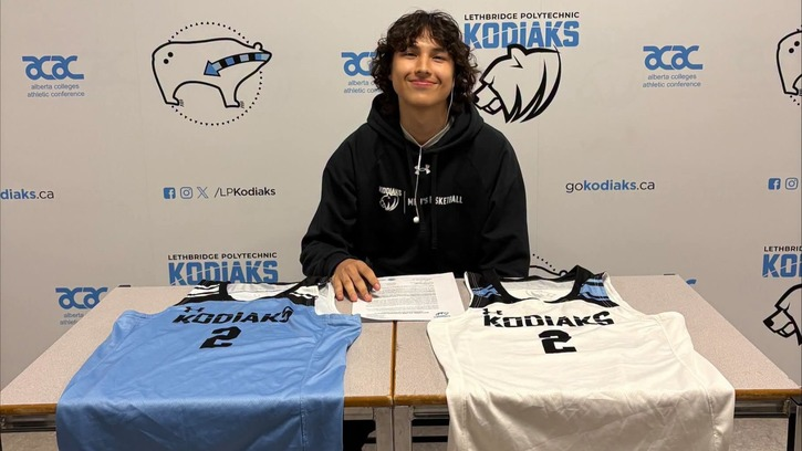 Talon Weasel Head (Kainai Nation) signs with hometown Lethbridge Polytechnic Kodiaks